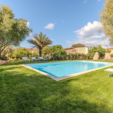 דירות Stazzo San Teodoro Piscina Condivisa מראה חיצוני תמונה