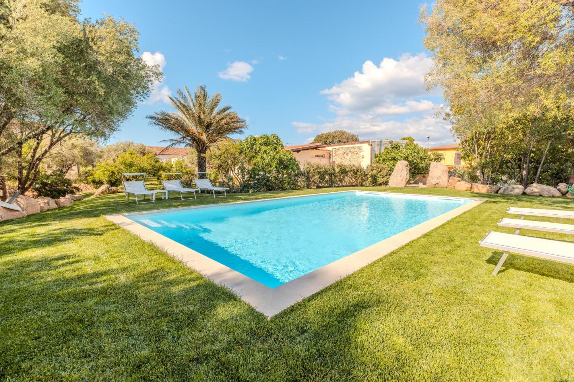 דירות Stazzo San Teodoro Piscina Condivisa מראה חיצוני תמונה
